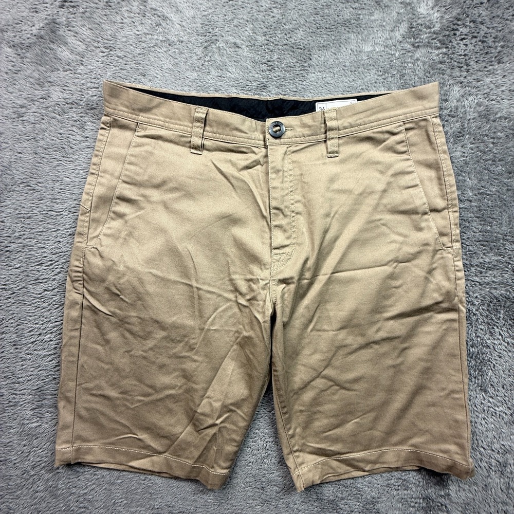 Volcom Frikin Mens Chino Shorts Tan 34 Cotton Blend Skate Casual Streetwear